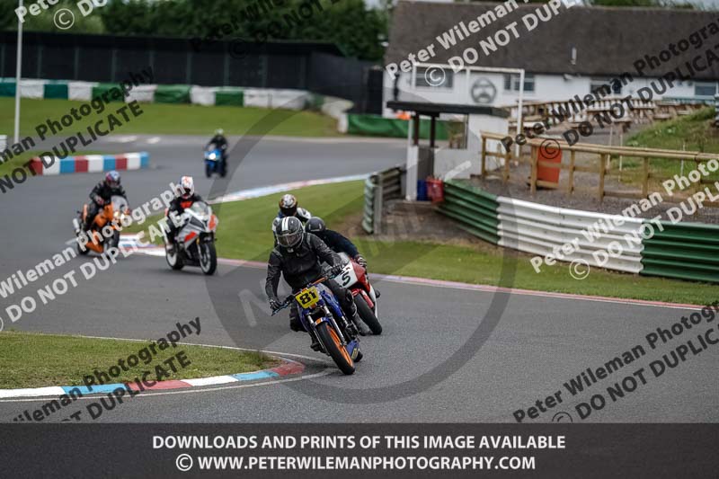 enduro digital images;event digital images;eventdigitalimages;mallory park;mallory park photographs;mallory park trackday;mallory park trackday photographs;no limits trackdays;peter wileman photography;racing digital images;trackday digital images;trackday photos